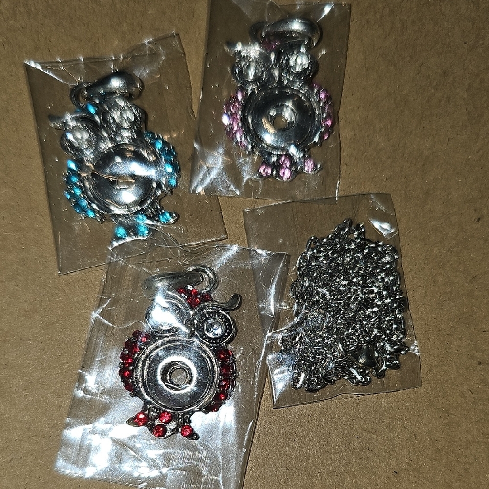 Colorful Owl Pendant Necklace Set